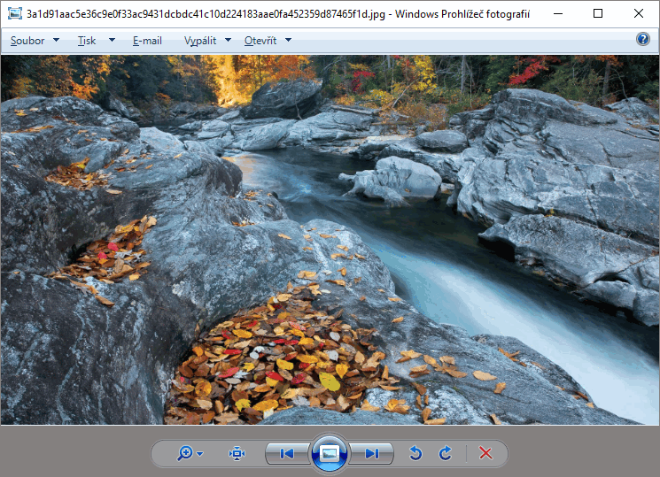 Jak ve Windows 10 aktivovat starý Prohlížeč fotografií (Windows Photo Viewer)